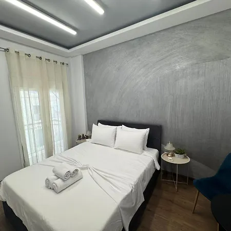 Agia Sophia Square Apartament *